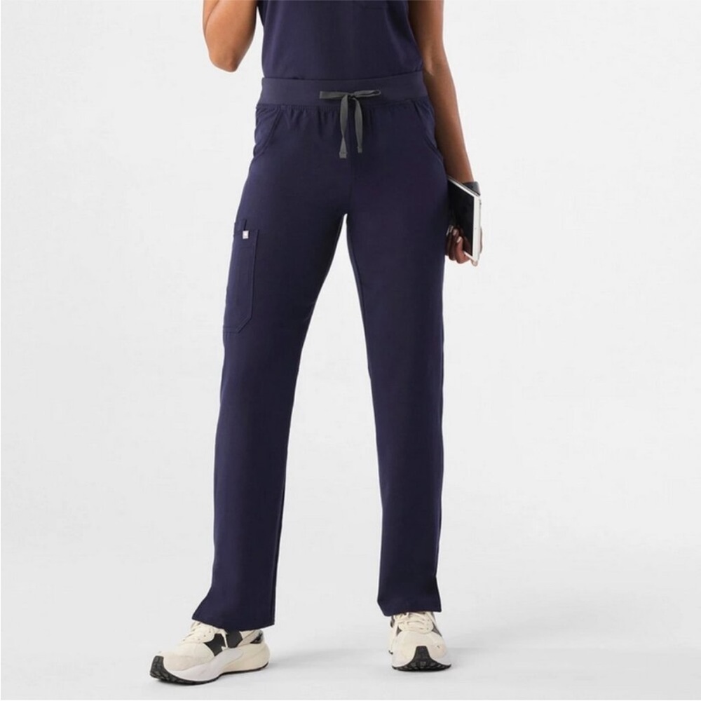 Figs Kade Cargo Scrub Pants